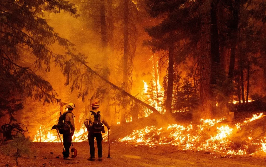 ca_dixiefireupdate_080921getty