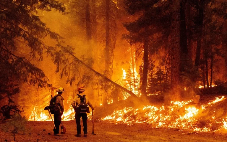 ca_dixiefireupdate_080921getty